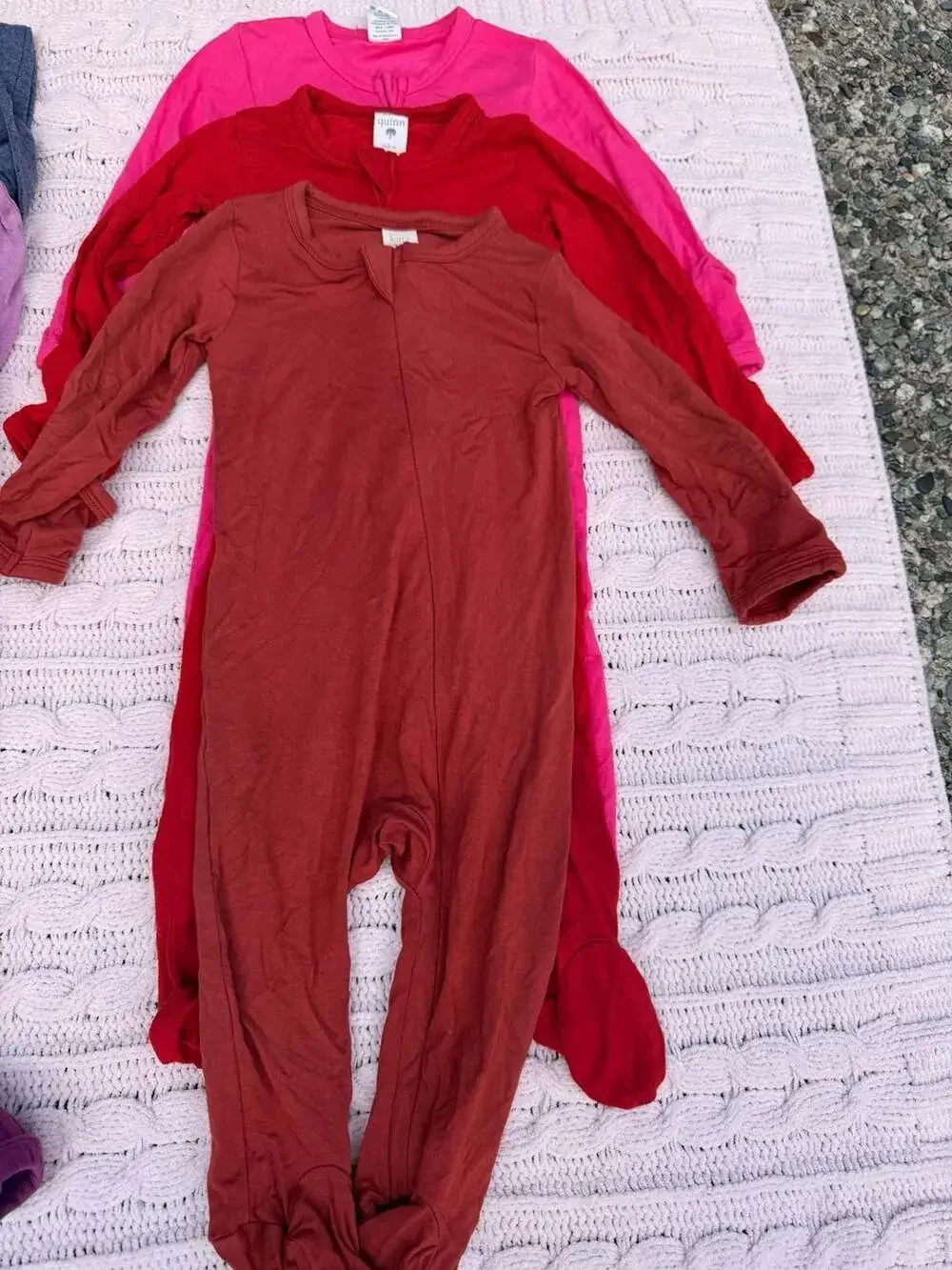 Kate Quinn Baby Modal Spandex Zip-Up Footie Pajamas and Bodysuit Lot 6-9 3-6